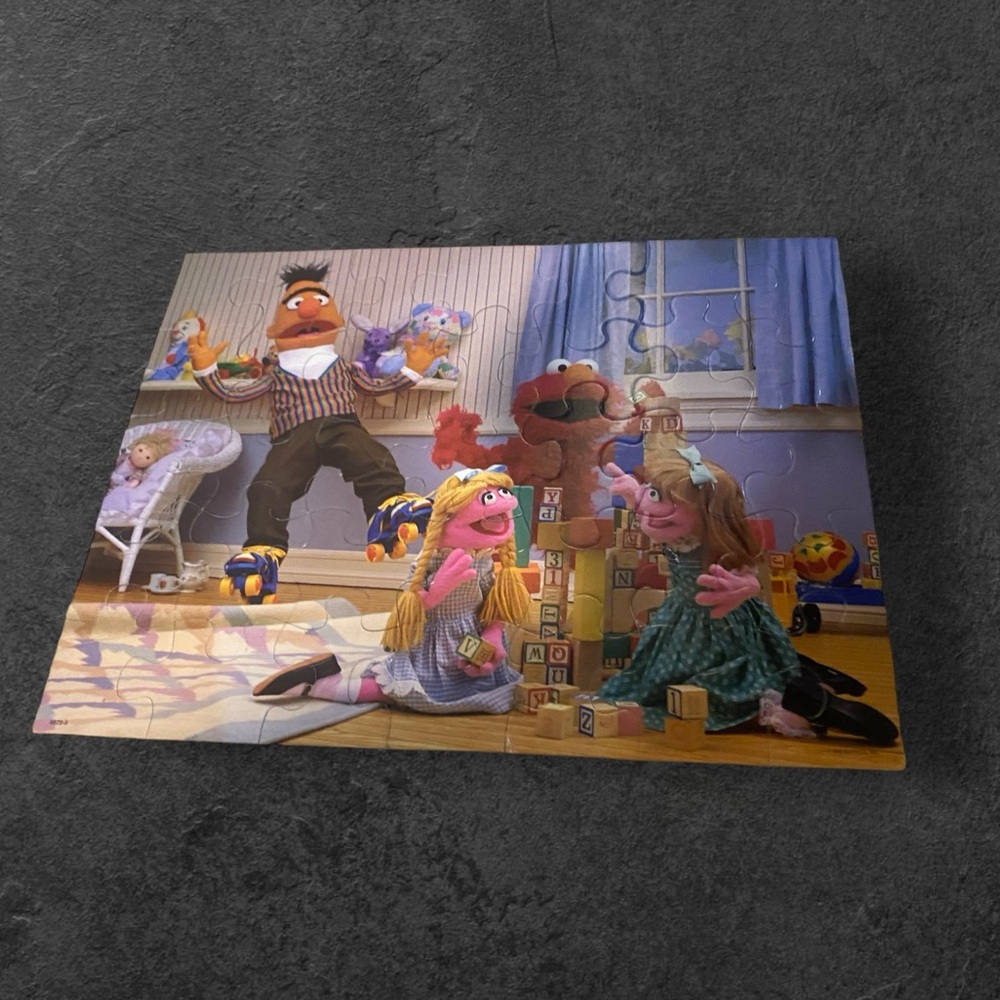 Sesame Street 35 pc floor puzzle MB PUZZLE
